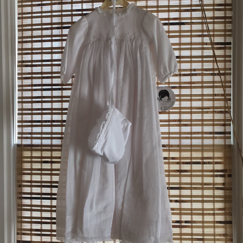 Lovely Baptism/Christening Gown w/Bonnet